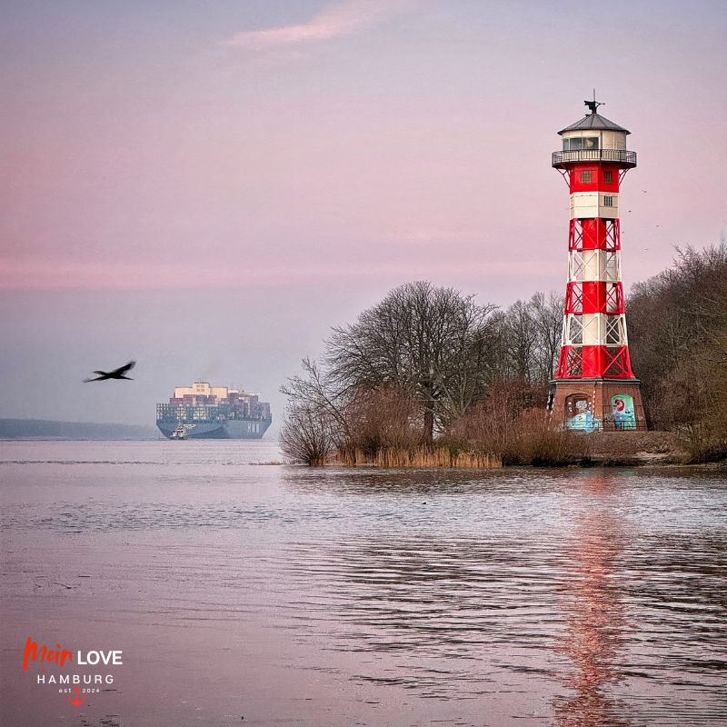 Moin Love Hamburg Fotos von Sandra Baggeler Leuchtturm Wittenbergen Hamburg